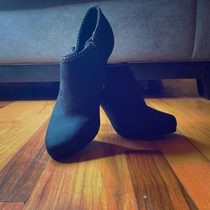 Ankle booties